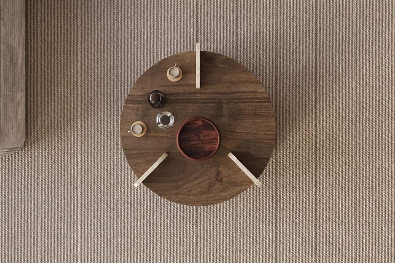 Cindral sofabord 70 cm rundt - Valnøtt og Travertin - Møbler - Bord - Sofabord