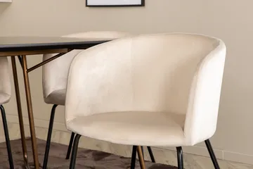 Petra Spisegruppe 190 cm Rektangulær med 6 Berit Stoler - Beige - Møbler - Bord - Spisegrupper