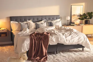 Ella Familieseng Sengepakke 240x200 cm - (+Flere valg) Mørkegrå - Møbler - Senger - Komplett sengepakke