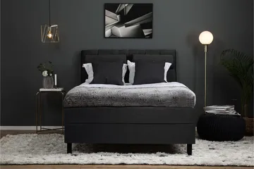 Lucky Komplett Sengepakke 140x200 Polyeter Diamant Sengegavl - Nakkepute Stor Svart/Grå - Møbler - Senger - Komplett sengepakke