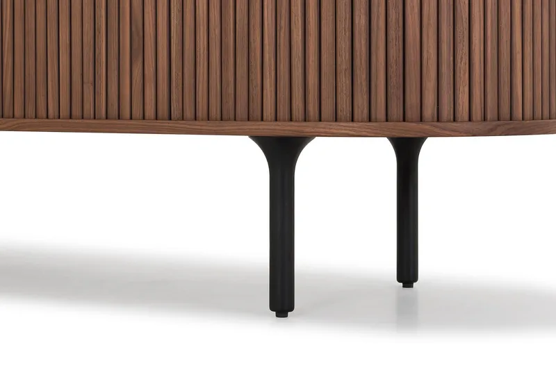 Noira Smalt Sideboard Ribbet Valnøtt 150x45 cm - Valnøtt / Brun - Oppbevaring - Oppbevaringsmøbler - Sideboard & skjenker