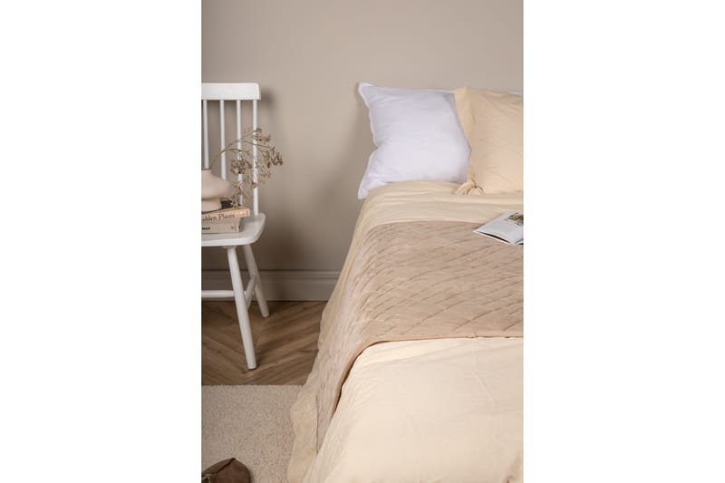 Jilly Sengeteppe 80x260 cm - Beige - Tekstiler - Sengetøy - Sengeteppe - Sengeteppe dobbeltseng